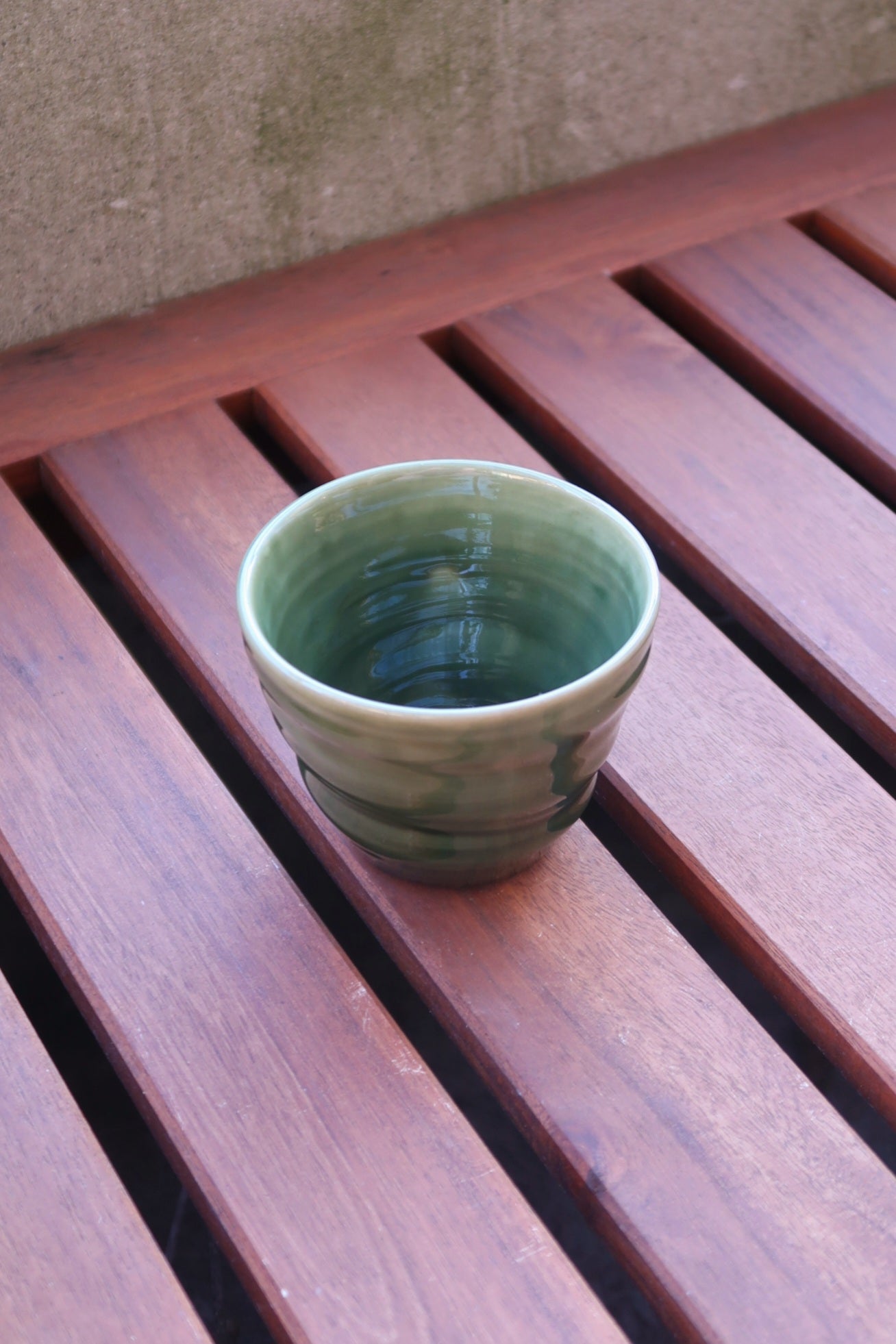 wavy cups in birch, dark green & brown