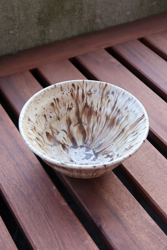 Wavy Bowls in Birch, dark green & brown